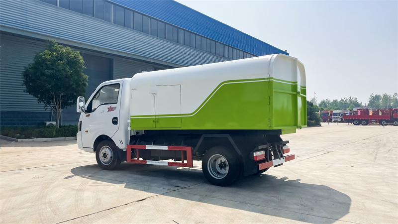 东风途逸蓝牌3方厢式垃圾车