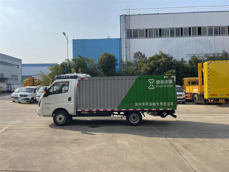 飞碟帝途纯电动密闭式桶装垃圾车