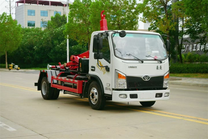 纯电动重汽豪曼勾臂垃圾车