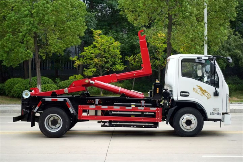 纯电动重汽豪曼勾臂垃圾车