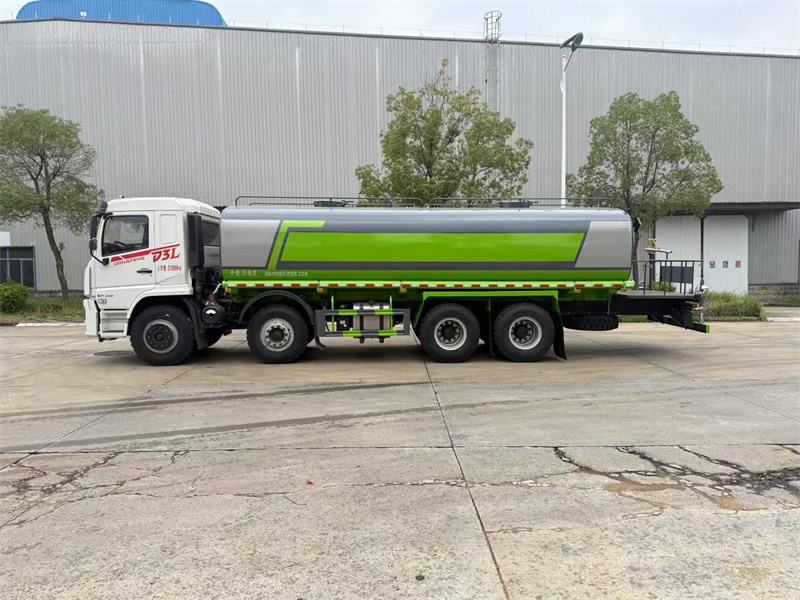 28吨东风专底D3L绿化喷洒车