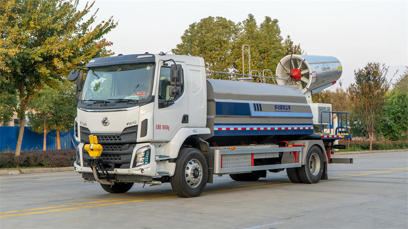 10吨柳汽乘龙M3纯电动多功能雾炮抑尘车