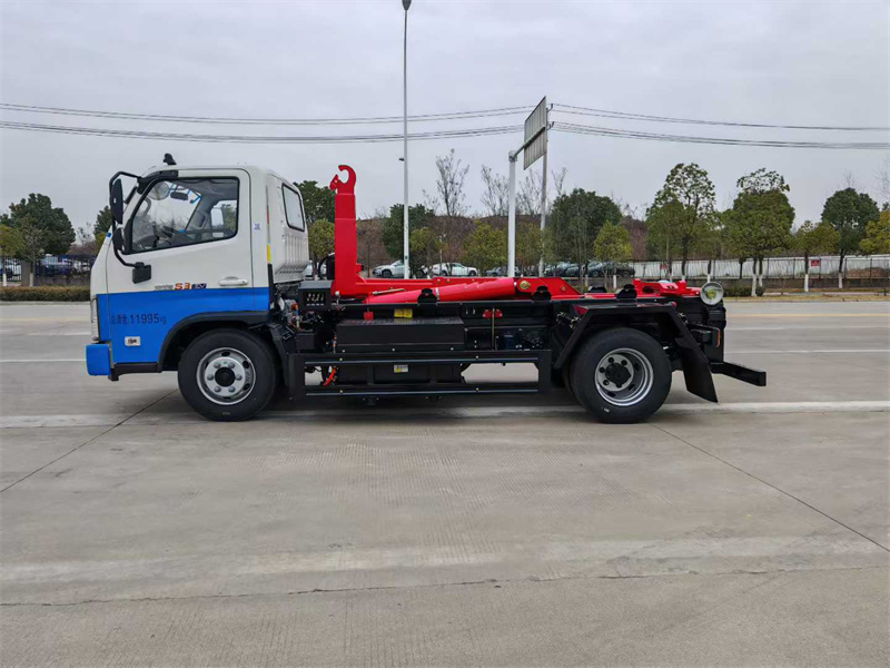 纯电动福田金刚S3勾臂垃圾车