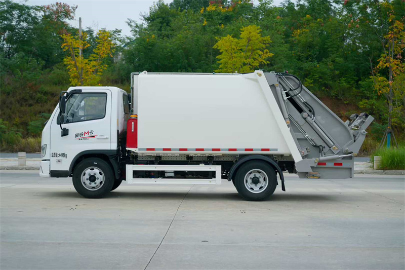 6方福田奥铃蓝牌压缩垃圾车
