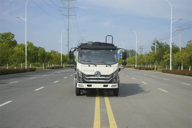 8方东风专底压缩垃圾车