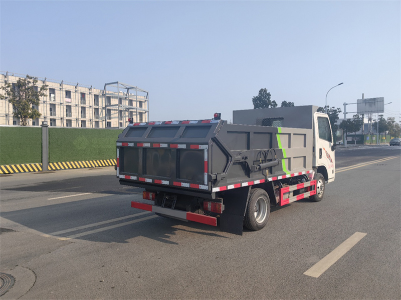 5方蓝牌江铃顺达对接垃圾车